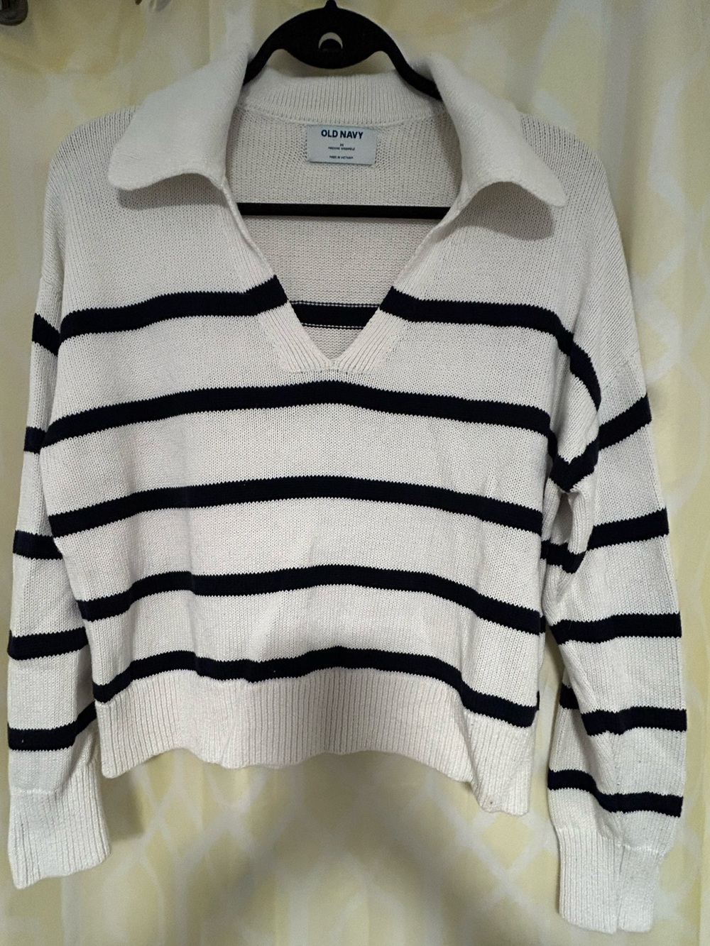 Old navy collared sweater
